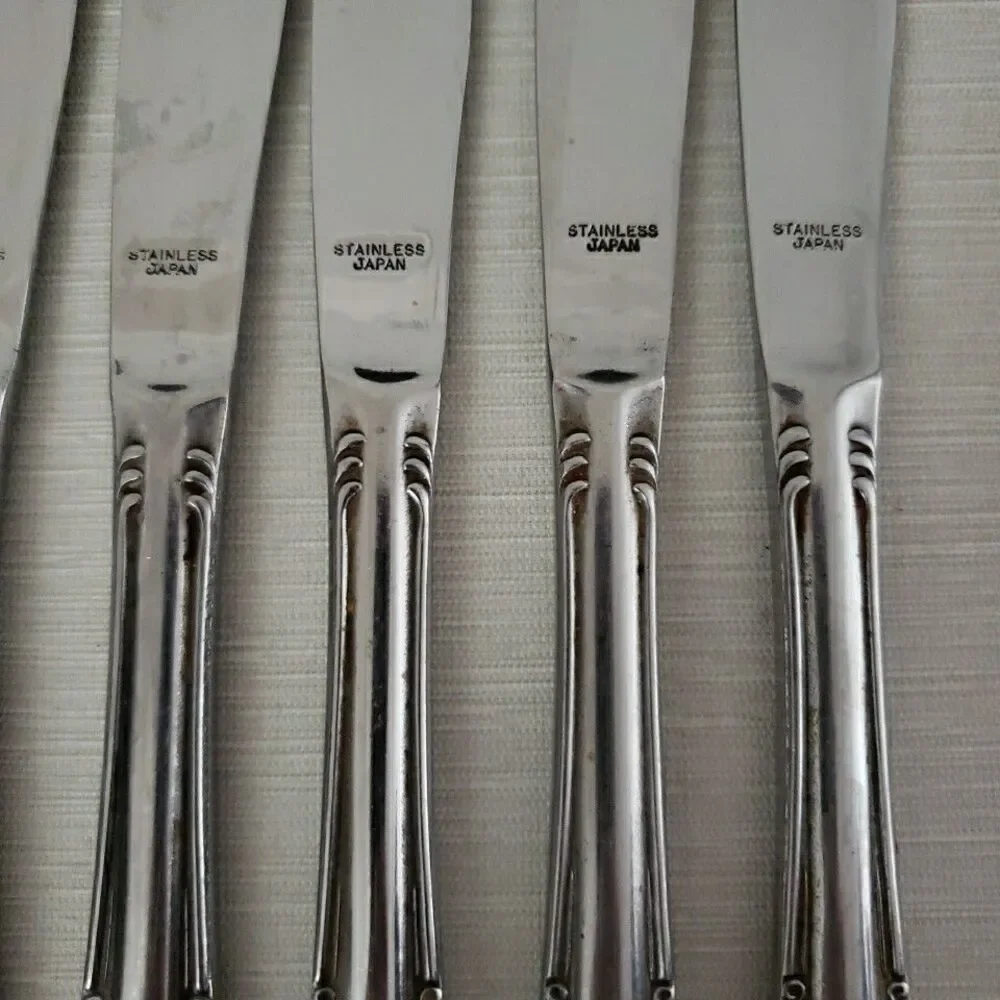 Columbia Stainless Dinner Knives Beaded Floral 8.5